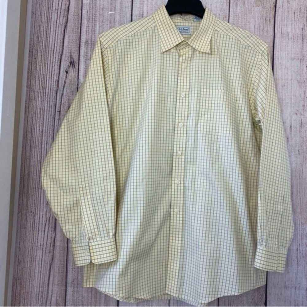 L.L bean Mens button down shirt size 17 1/5-35